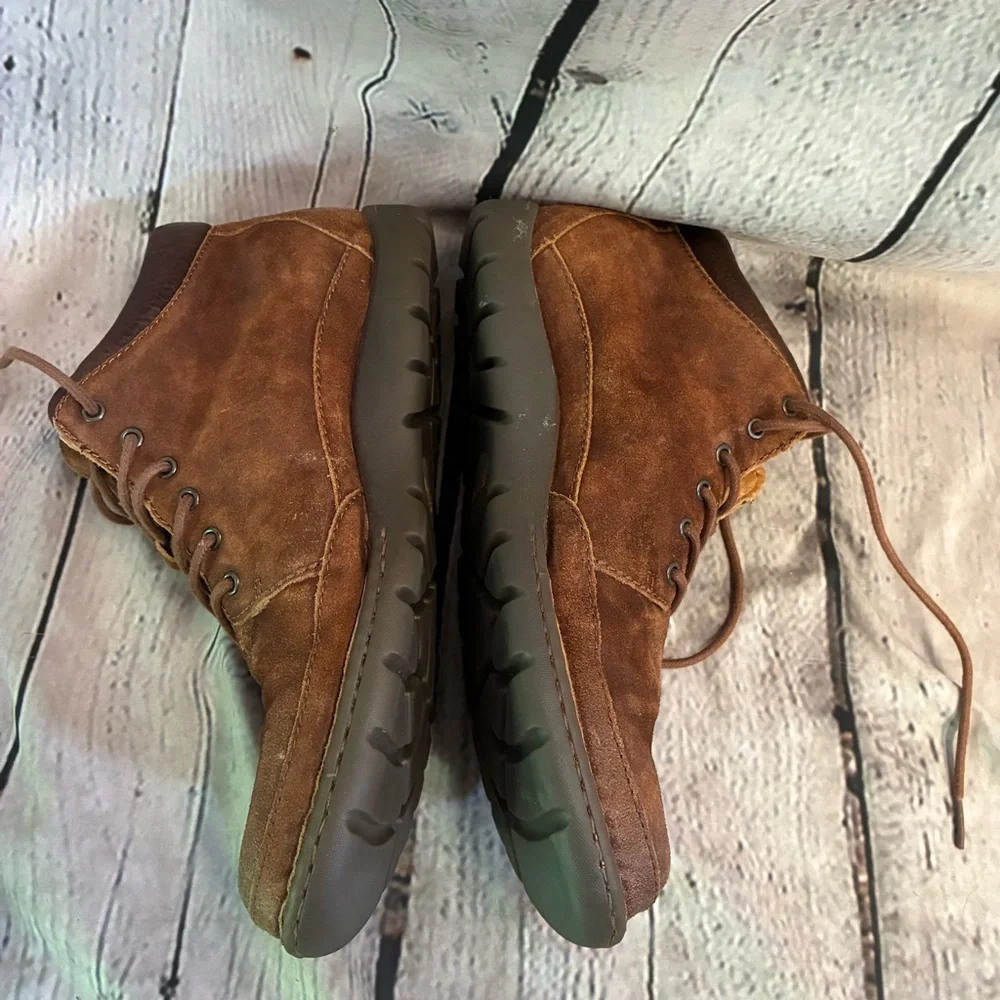 Born Nigel Men’s 10.5 Brown Leather Lace-Up Chukka Ankle Boots Rugged Hiker Shoe
